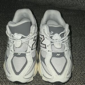 Toddler New Balance 9060 White And Gray Size 9